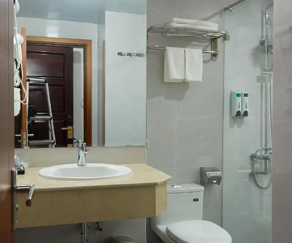 Hotel Nam 2*