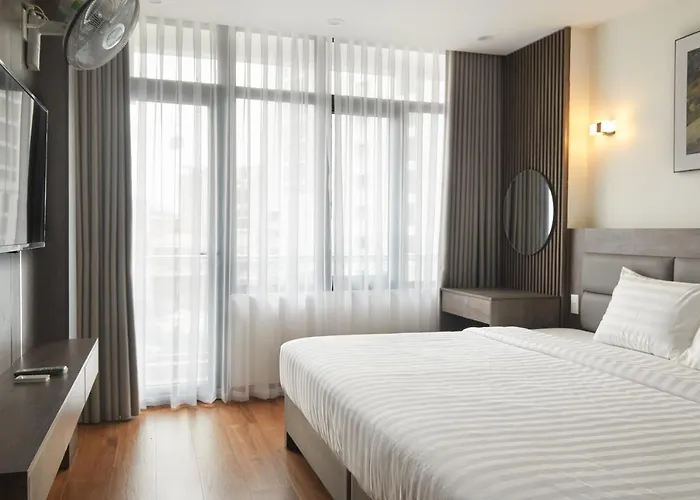 Nam Hotel Hạ Long