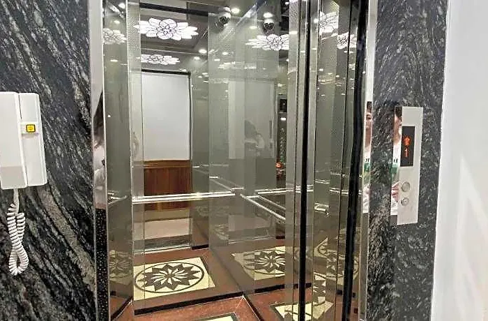 Nam Hotel 2*