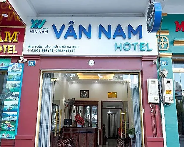 Nam Hotel 2*