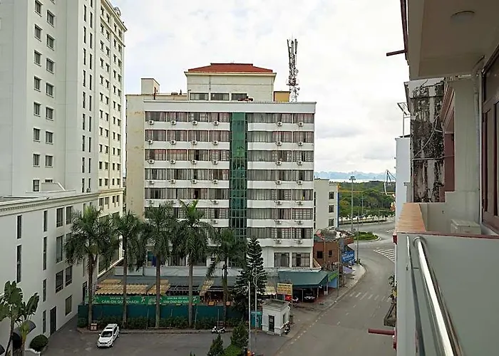 Hotel Nam Hạ Long